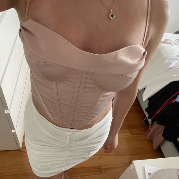 Rose gold corset top from Shein - Picture 2 of 3
